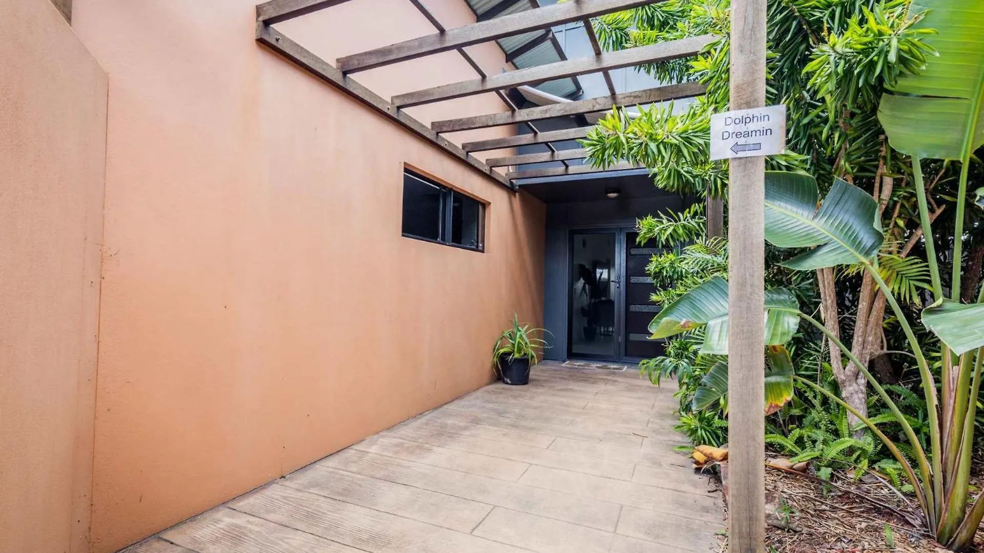 Holiday home Dolphin Dreamin' With Plunge Pool Villa Agnes Water Australia
